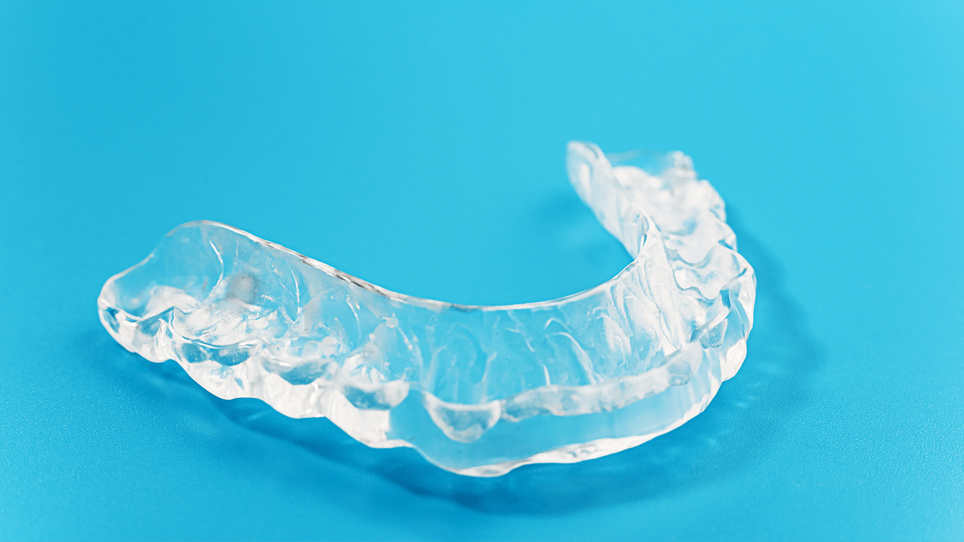 A picture of a clear mouth retainer